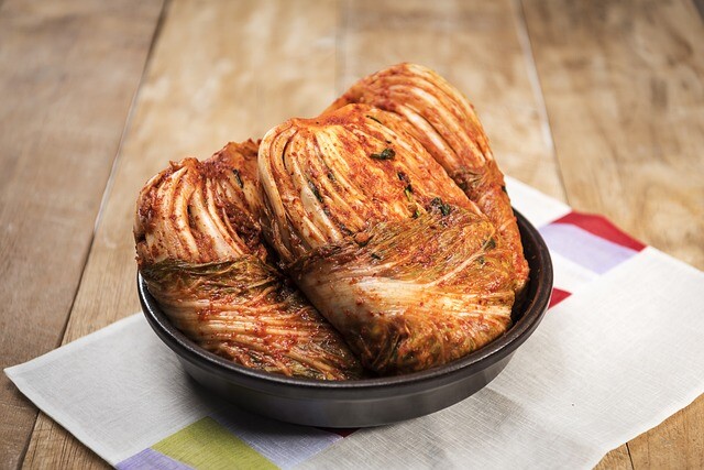 팬 예열이 부족한 상황에서 오므라이스 계란이 찢어진 이유